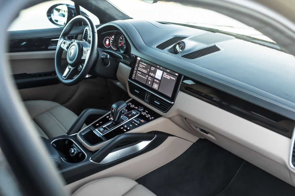 Porsche Cayenne Turbo Coupe